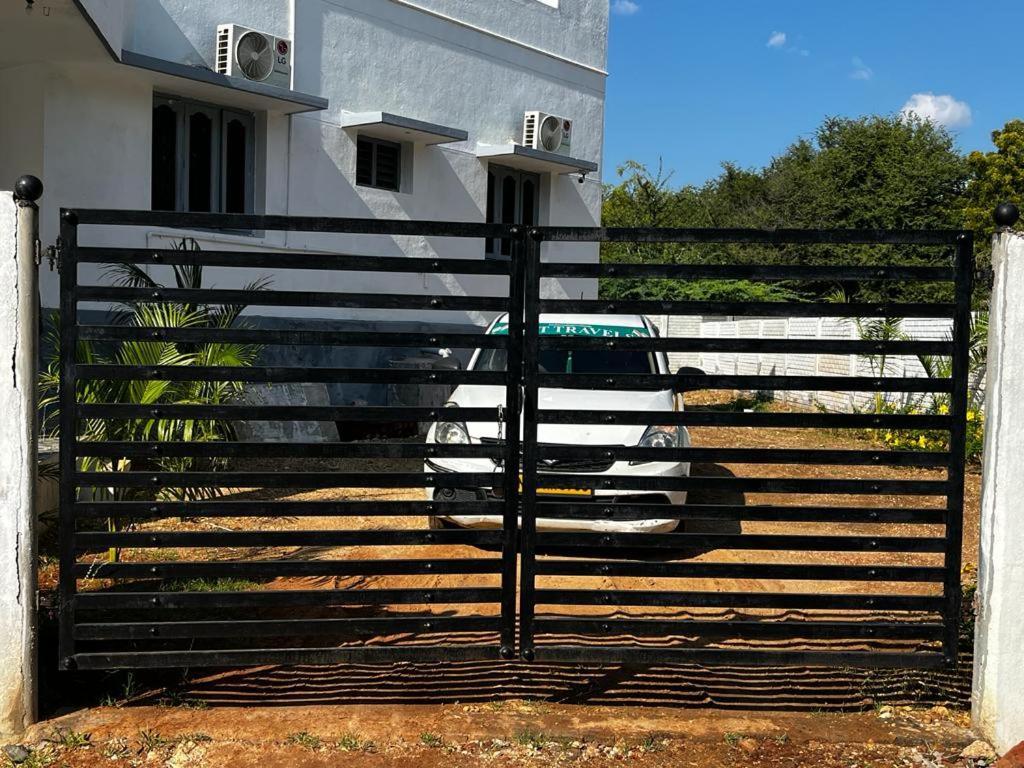 Madura Homestay - Gorgeous Home With 2Bhk 5 Minutes From Nh44 Madurai Exterior photo